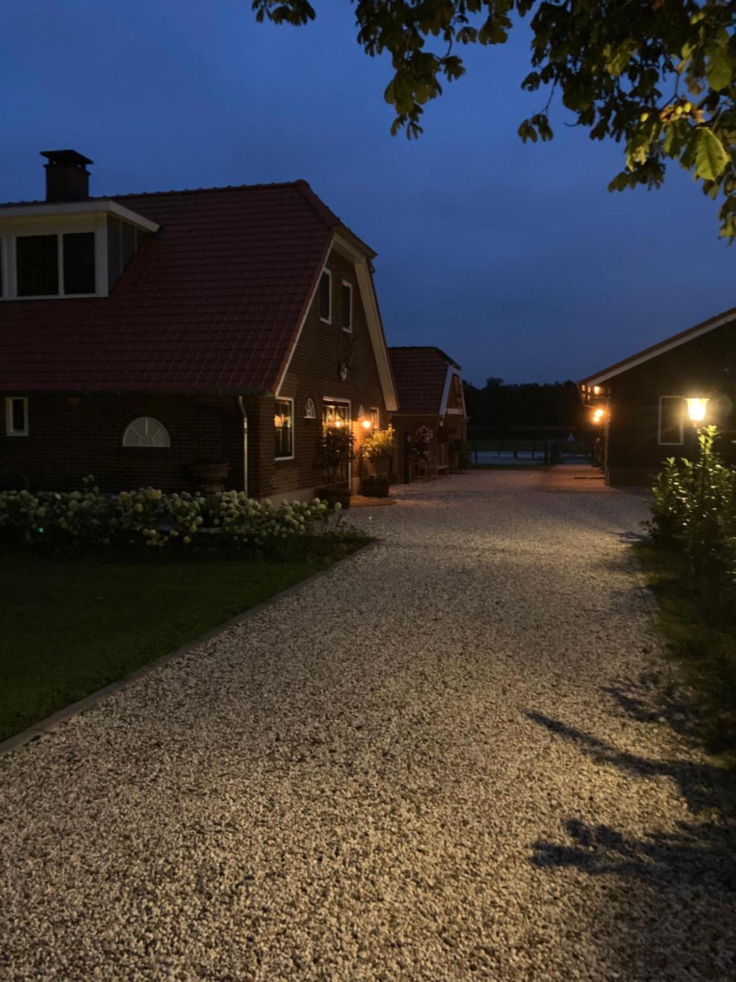 Bed & Breakfast Hoeve Happiness - Ontbijt Inbegrepen - Wellness Aanwezig Фортайзен Екстериор снимка