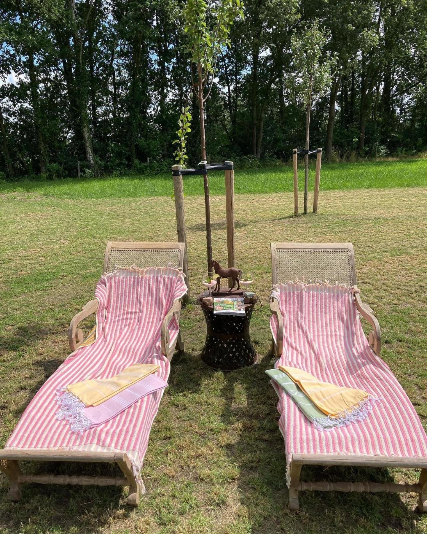 Bed & Breakfast Hoeve Happiness - Ontbijt Inbegrepen - Wellness Aanwezig Фортайзен Екстериор снимка