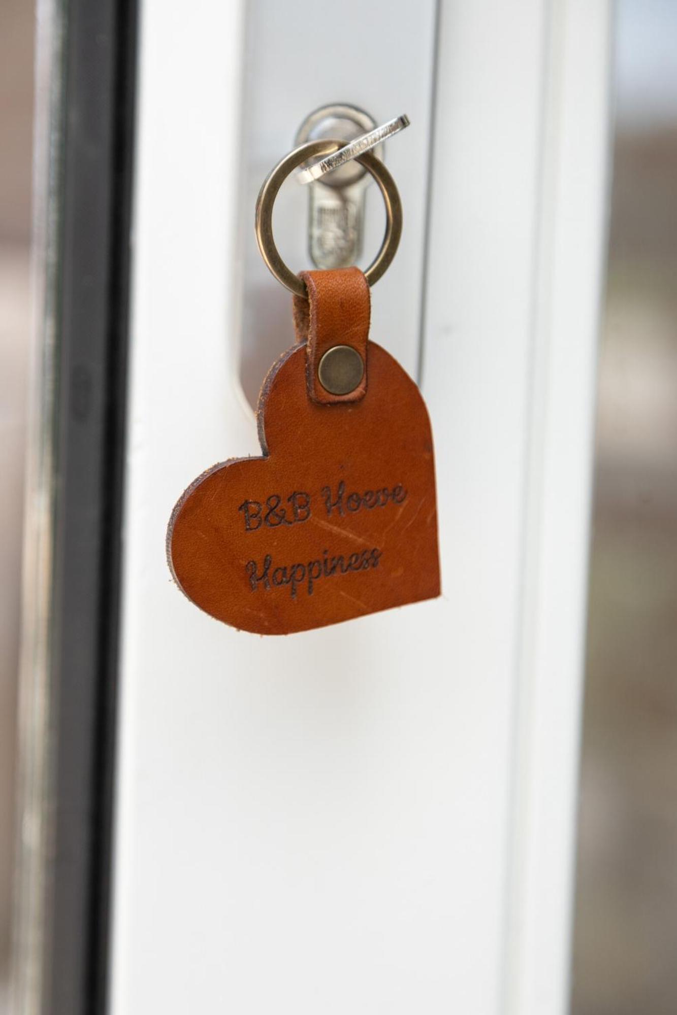 Bed & Breakfast Hoeve Happiness - Ontbijt Inbegrepen - Wellness Aanwezig Фортайзен Екстериор снимка