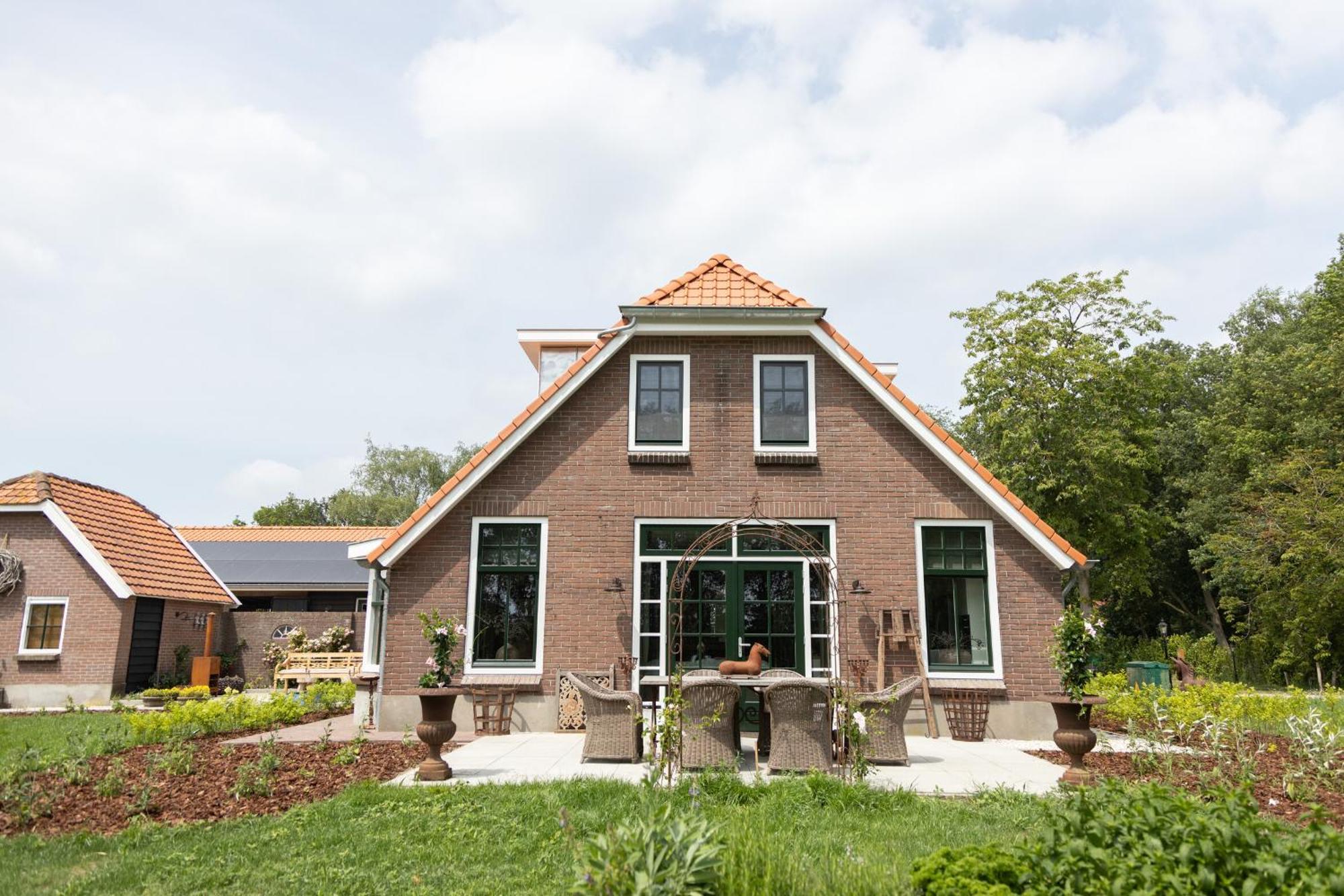 Bed & Breakfast Hoeve Happiness - Ontbijt Inbegrepen - Wellness Aanwezig Фортайзен Екстериор снимка