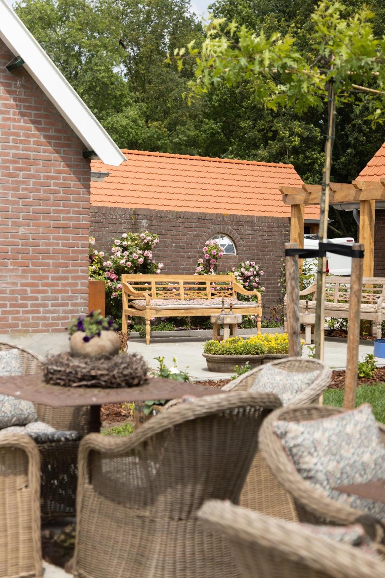 Bed & Breakfast Hoeve Happiness - Ontbijt Inbegrepen - Wellness Aanwezig Фортайзен Екстериор снимка