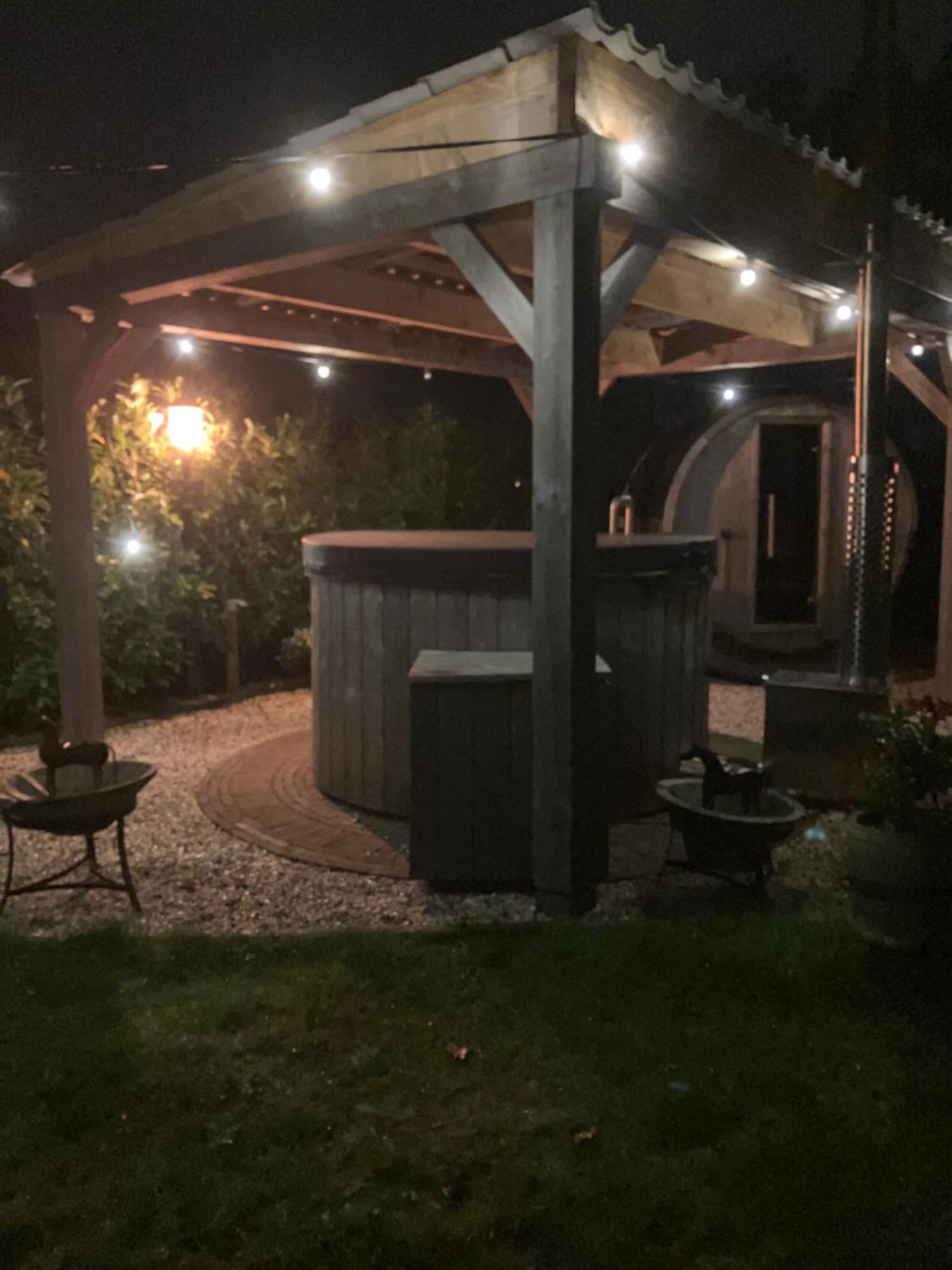 Bed & Breakfast Hoeve Happiness - Ontbijt Inbegrepen - Wellness Aanwezig Фортайзен Екстериор снимка