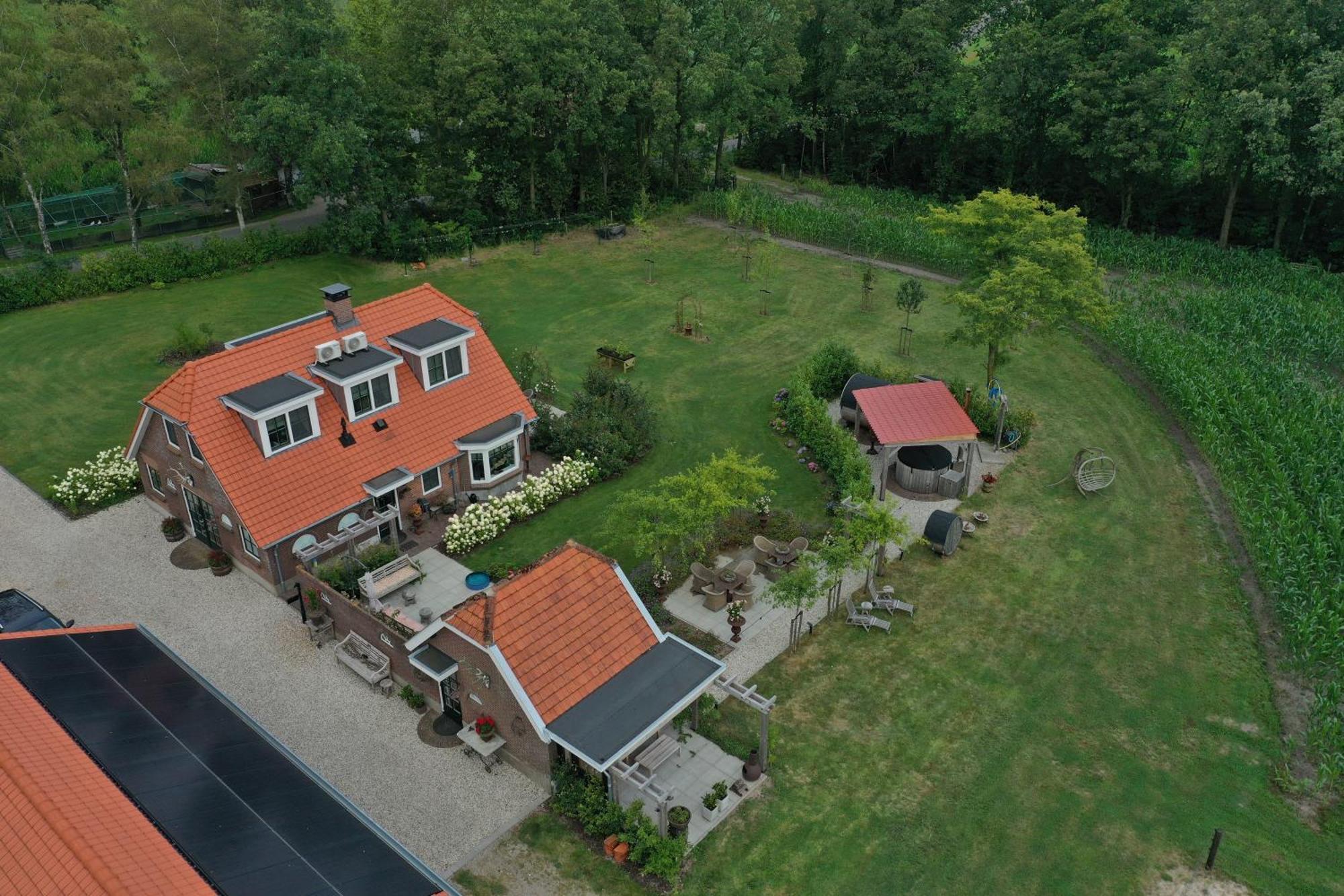 Bed & Breakfast Hoeve Happiness - Ontbijt Inbegrepen - Wellness Aanwezig Фортайзен Екстериор снимка